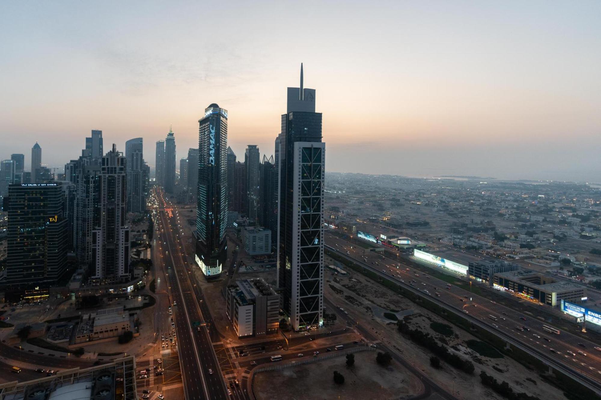 Ultimate / 2 Bedrooms / Sea Views / Downtown شقة دبي